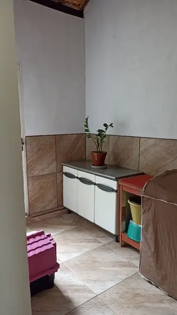 Chácara com 3 quartos à venda, 300m2 em Paraibuna - SP - imagem 7 Foto 7 de Chácara com 3 quartos à venda, 300m2 em Paraibuna - SP