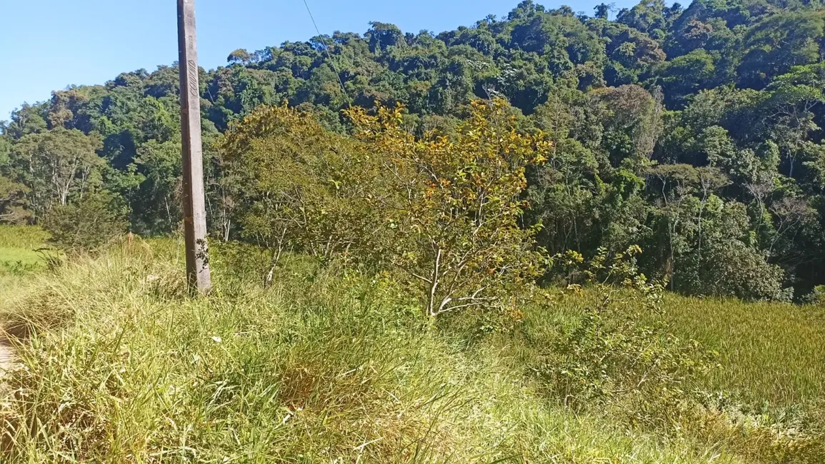 Sítio / Rancho com 1 quarto à venda, 200m2 em Paraibuna - SP - imagem 2 Foto 2 de Sítio / Rancho com 1 quarto à venda, 200m2 em Paraibuna - SP