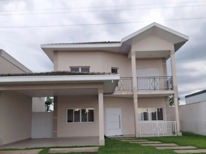 Foto 1 de Sobrado com 3 quartos à venda, 214m2 em Cacapava - SP