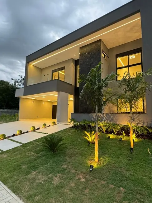 Casa de Condomínio com 4 quartos à venda, 400m2 em Sao Jose Dos Campos - SP - imagem 1 Foto 1 de Casa de Condomínio com 4 quartos à venda, 400m2 em Sao Jose Dos Campos - SP