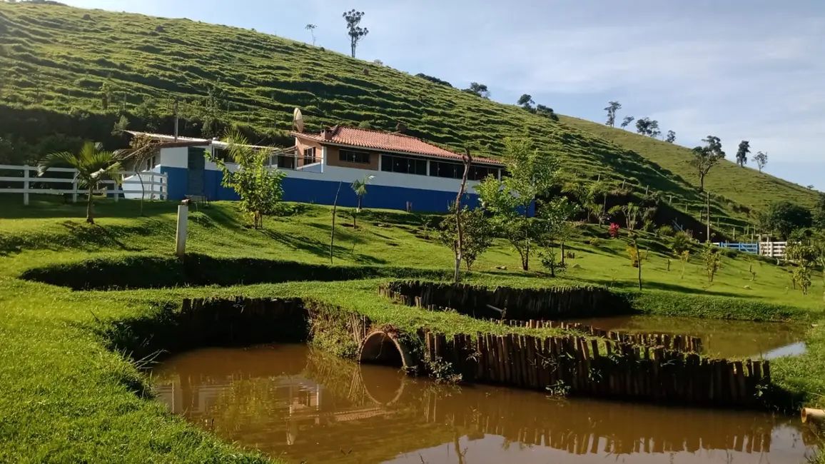 Foto 1 de Sítio / Rancho com 1 quarto à venda, 80m2 em Centro, Guaratingueta - SP