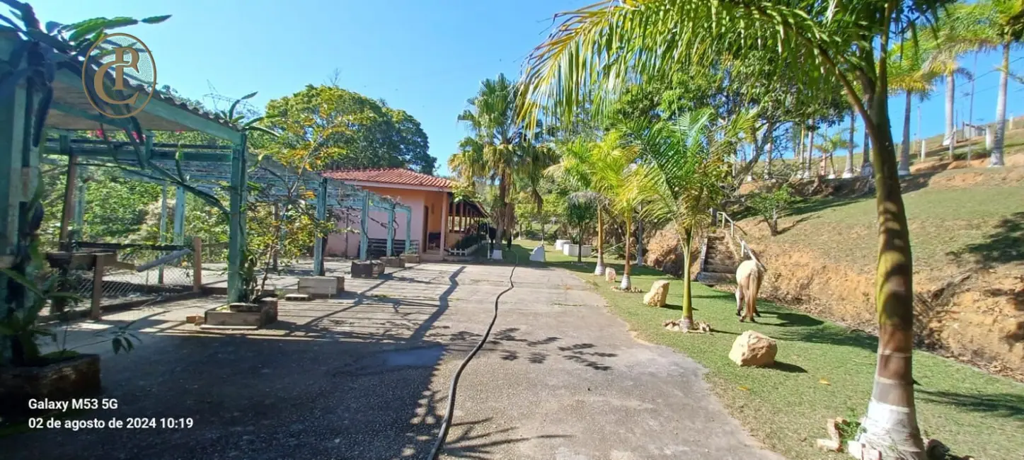 Sítio / Rancho com 3 quartos à venda, 800m2 em Sao Jose Dos Campos - SP - imagem 6 Foto 6 de Sítio / Rancho com 3 quartos à venda, 800m2 em Sao Jose Dos Campos - SP