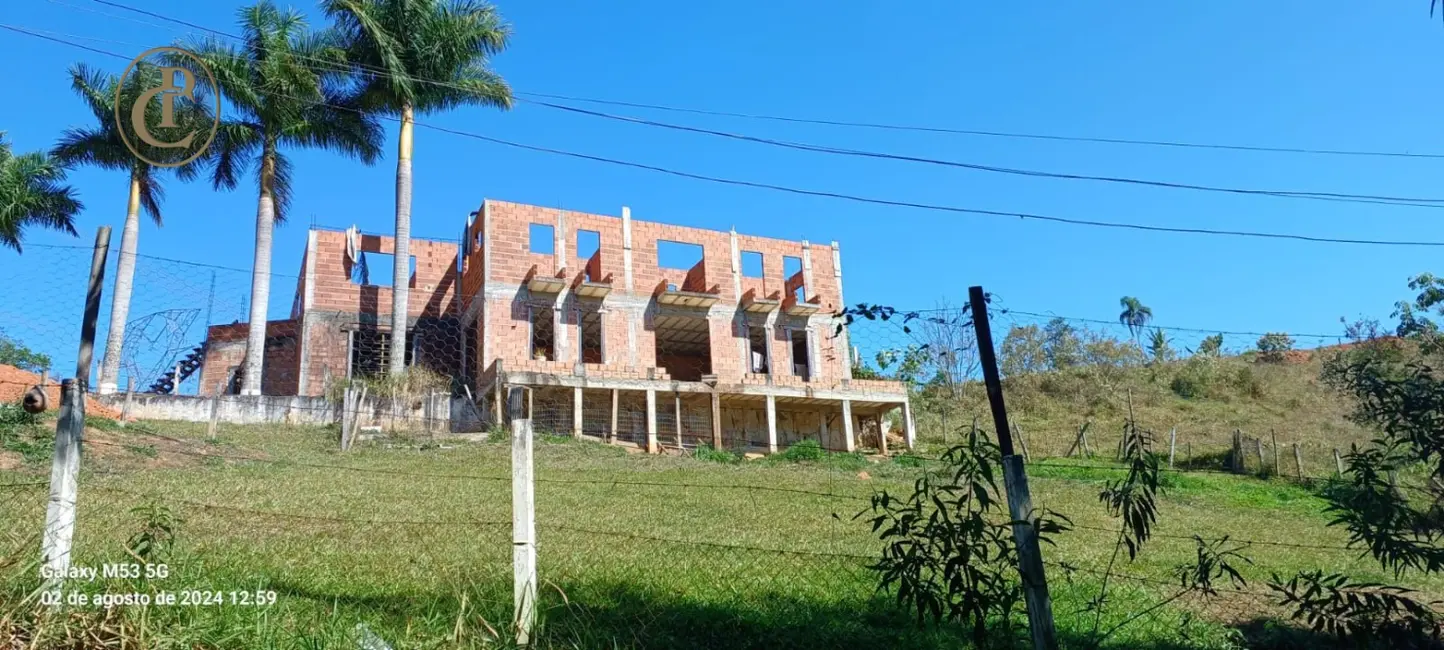 Sítio / Rancho com 3 quartos à venda, 800m2 em Sao Jose Dos Campos - SP - imagem 5 Foto 5 de Sítio / Rancho com 3 quartos à venda, 800m2 em Sao Jose Dos Campos - SP