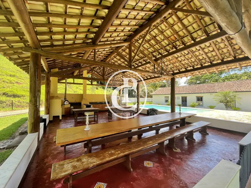 Fazenda / Haras com 12 quartos à venda, 800m2 em Centro, Taubate - SP - imagem 7 Foto 7 de Fazenda / Haras com 12 quartos à venda, 800m2 em Centro, Taubate - SP