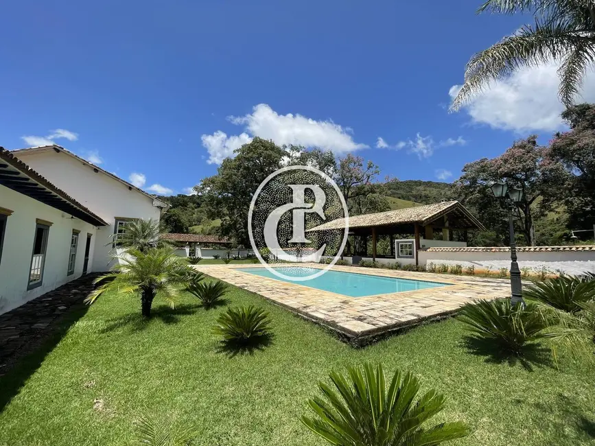 Fazenda / Haras com 12 quartos à venda, 800m2 em Centro, Taubate - SP - imagem 4 Foto 4 de Fazenda / Haras com 12 quartos à venda, 800m2 em Centro, Taubate - SP