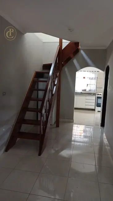 Chácara com 3 quartos à venda, 350m2 em Paraibuna - SP - imagem 6 Foto 6 de Chácara com 3 quartos à venda, 350m2 em Paraibuna - SP