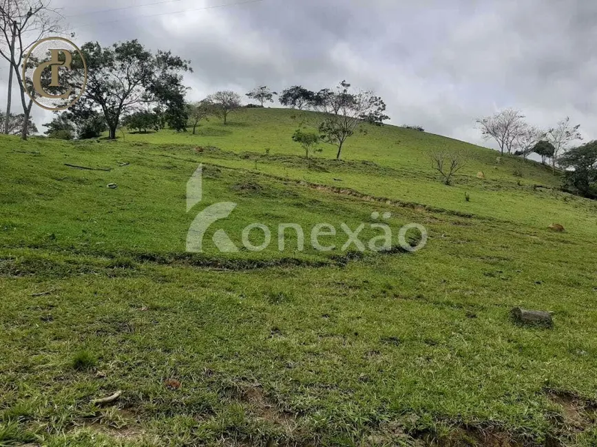 Fazenda / Haras com 1 quarto à venda, 300m2 em Paraibuna - SP - imagem 5 Foto 5 de Fazenda / Haras com 1 quarto à venda, 300m2 em Paraibuna - SP