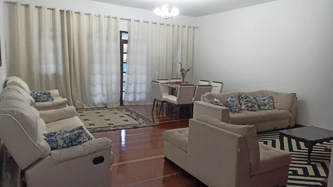 Casa com 4 quartos à venda, 1800m2 em Centro, Paraibuna - SP - imagem 6 Foto 6 de Casa com 4 quartos à venda, 1800m2 em Centro, Paraibuna - SP