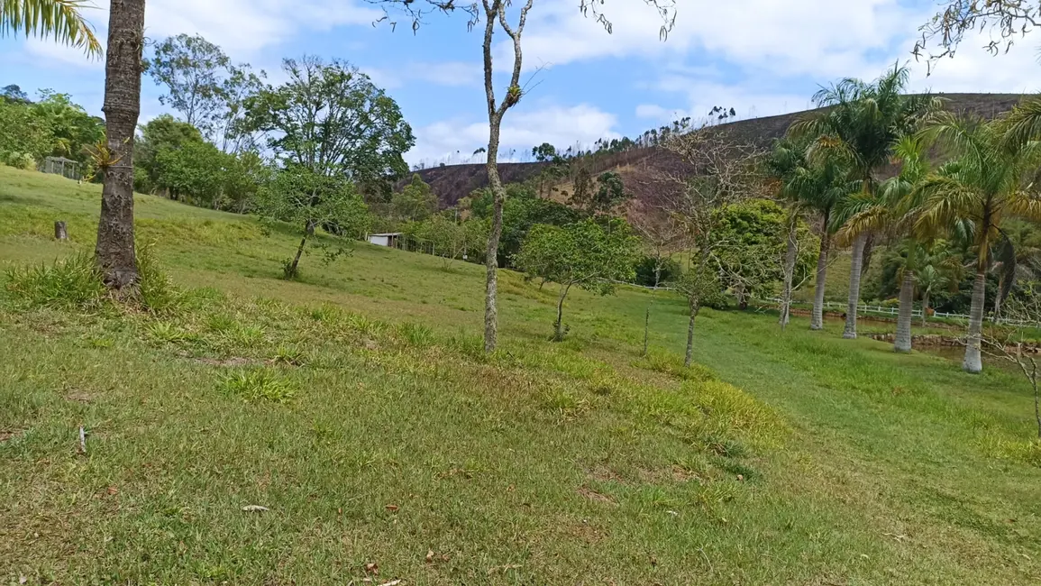 Sítio / Rancho com 5 quartos à venda, 600m2 em Paraibuna - SP - imagem 9 Foto 9 de Sítio / Rancho com 5 quartos à venda, 600m2 em Paraibuna - SP