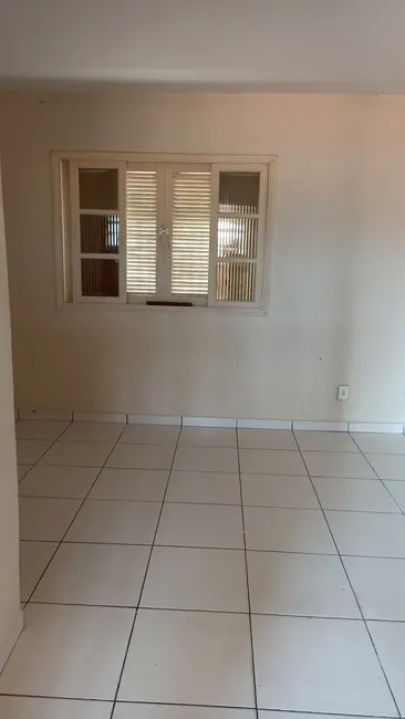 Casa com 3 quartos à venda, 120m2 em Centro, Paraibuna - SP - imagem 1 Foto 1 de Casa com 3 quartos à venda, 120m2 em Centro, Paraibuna - SP