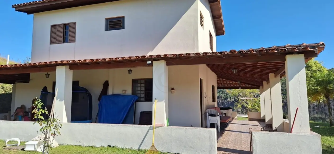 Sítio / Rancho com 2 quartos à venda, 450m2 em Paraibuna - SP - imagem 4 Foto 4 de Sítio / Rancho com 2 quartos à venda, 450m2 em Paraibuna - SP