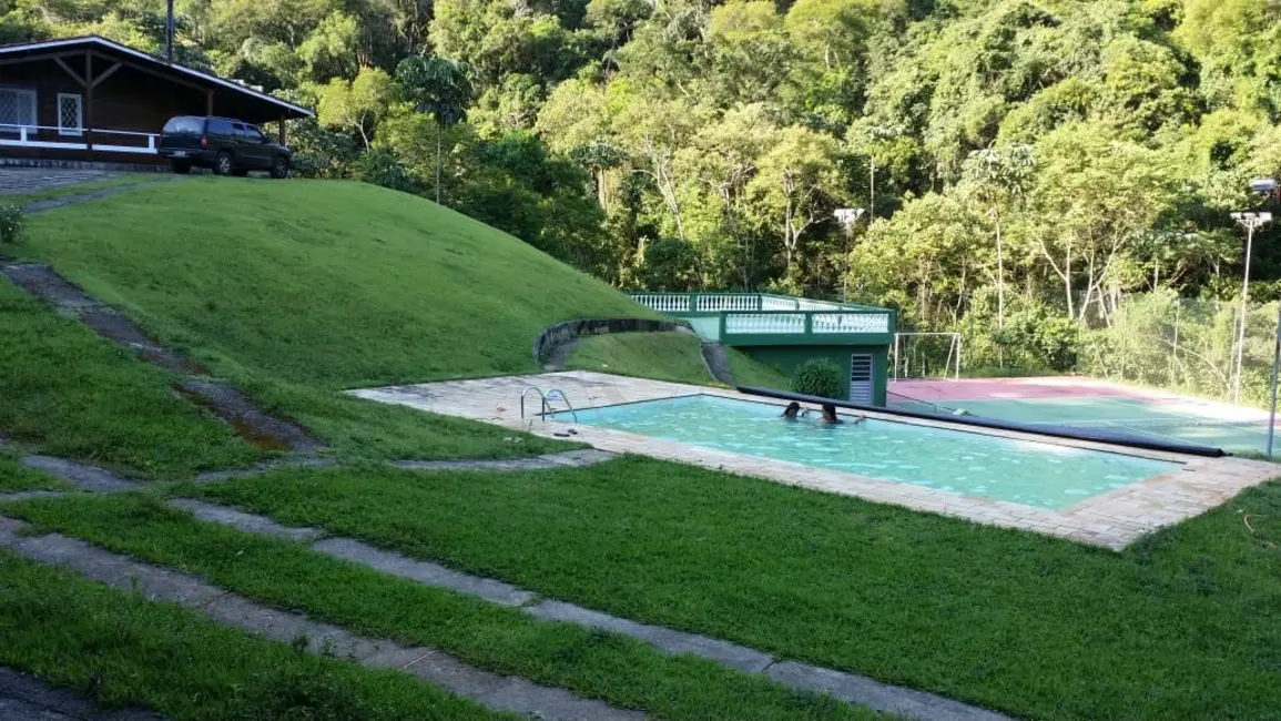 Sítio / Rancho com 2 quartos à venda, 400m2 em Paraibuna - SP - imagem 1 Foto 1 de Sítio / Rancho com 2 quartos à venda, 400m2 em Paraibuna - SP