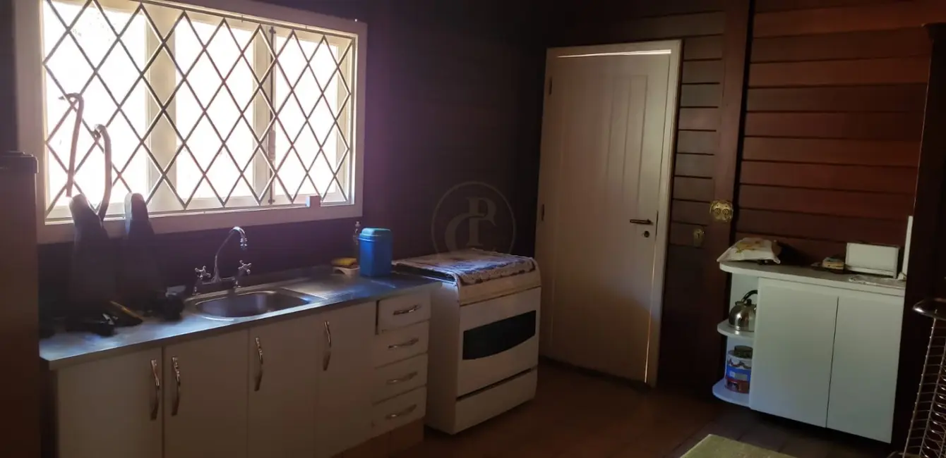 Sítio / Rancho com 2 quartos à venda, 400m2 em Paraibuna - SP - imagem 8 Foto 8 de Sítio / Rancho com 2 quartos à venda, 400m2 em Paraibuna - SP