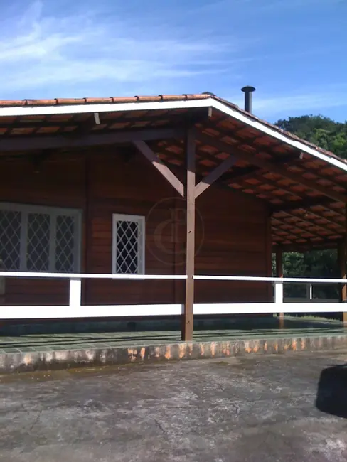 Sítio / Rancho com 2 quartos à venda, 400m2 em Paraibuna - SP - imagem 4 Foto 4 de Sítio / Rancho com 2 quartos à venda, 400m2 em Paraibuna - SP