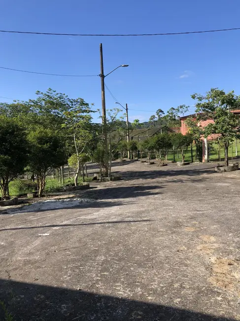 Fazenda / Haras com 4 quartos à venda, 300m2 em Paraibuna - SP - imagem 6 Foto 6 de Fazenda / Haras com 4 quartos à venda, 300m2 em Paraibuna - SP