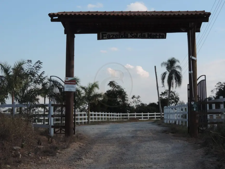Fazenda / Haras com 30 quartos à venda, 8m2 em Parateí do Meio, Jacarei - SP - imagem 8 Foto 8 de Fazenda / Haras com 30 quartos à venda, 8m2 em Parateí do Meio, Jacarei - SP