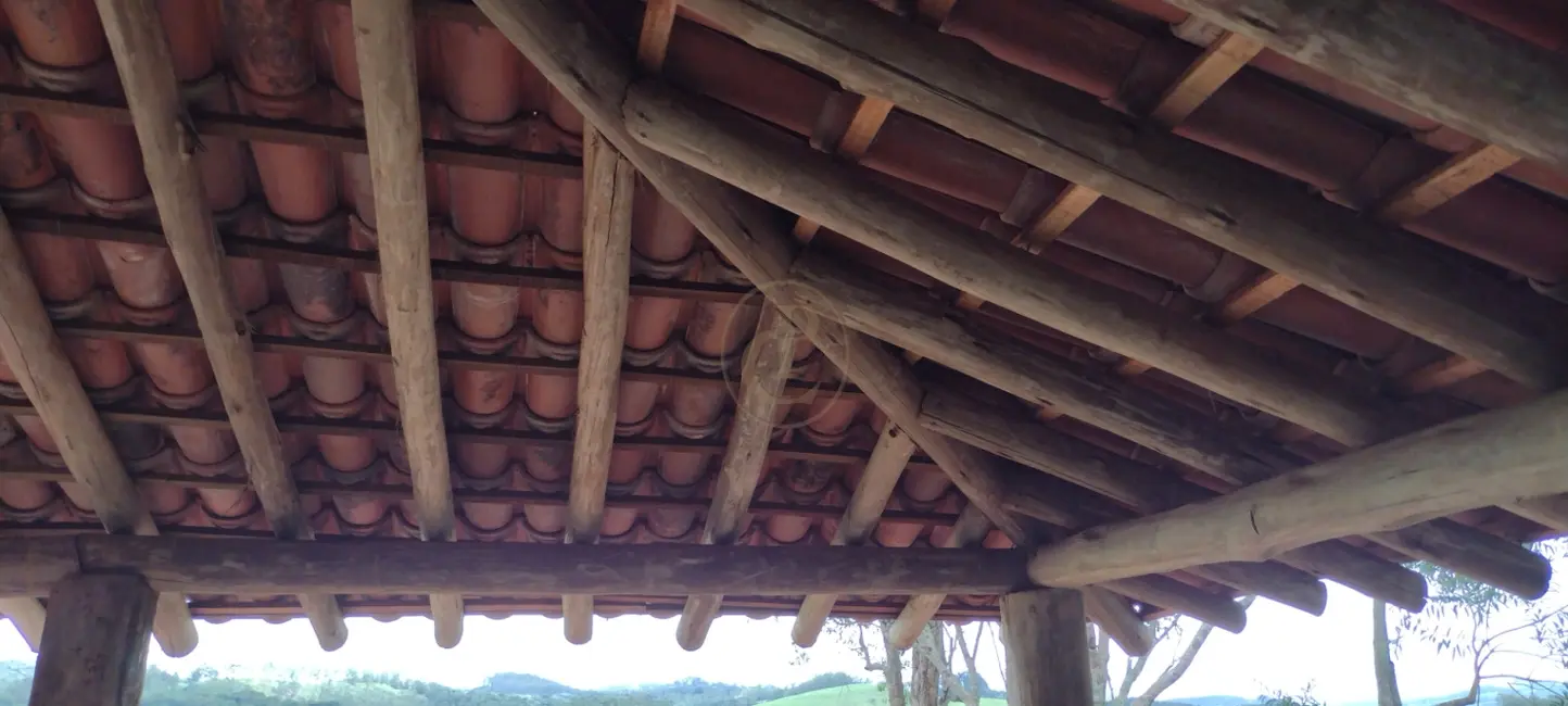 Foto 5 de Sítio / Rancho com 3 quartos à venda, 120m2 em Centro, Guaratingueta - SP