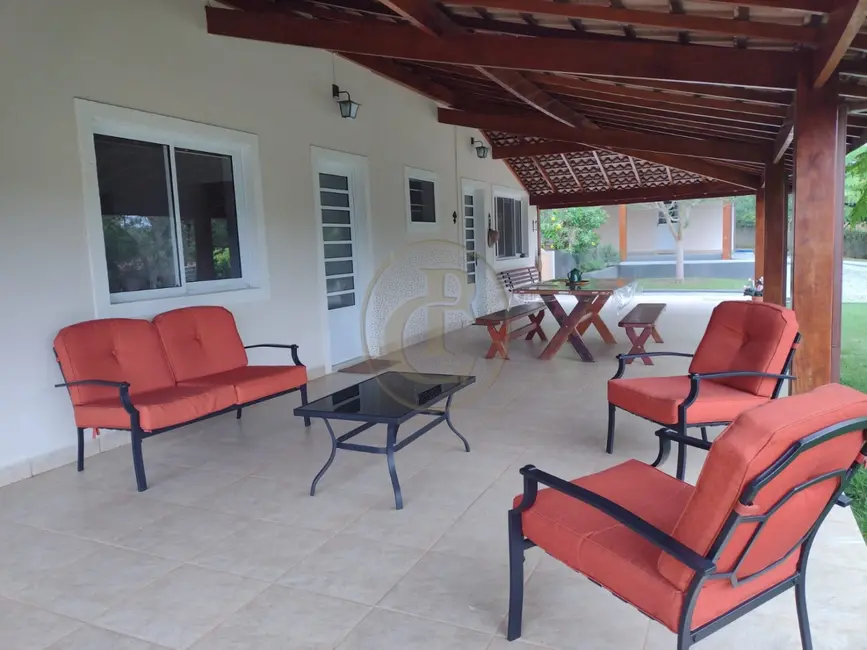 Chácara com 5 quartos à venda, 500m2 em Paraibuna - SP - imagem 8 Foto 8 de Chácara com 5 quartos à venda, 500m2 em Paraibuna - SP