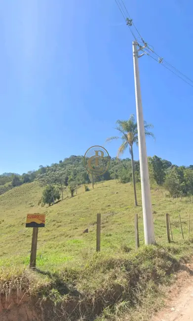 Fazenda / Haras com 1 quarto à venda, 100m2 em Paraibuna - SP - imagem 2 Foto 2 de Fazenda / Haras com 1 quarto à venda, 100m2 em Paraibuna - SP