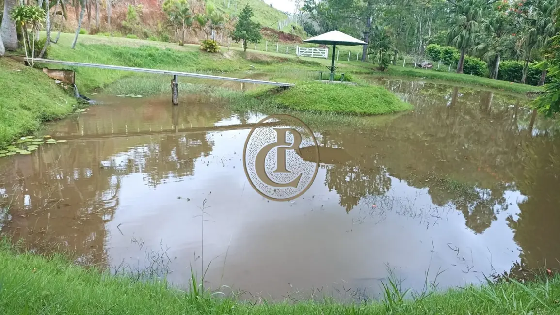 Sítio / Rancho com 1 quarto à venda, 200m2 em Sao Jose Dos Campos - SP - imagem 2 Foto 2 de Sítio / Rancho com 1 quarto à venda, 200m2 em Sao Jose Dos Campos - SP