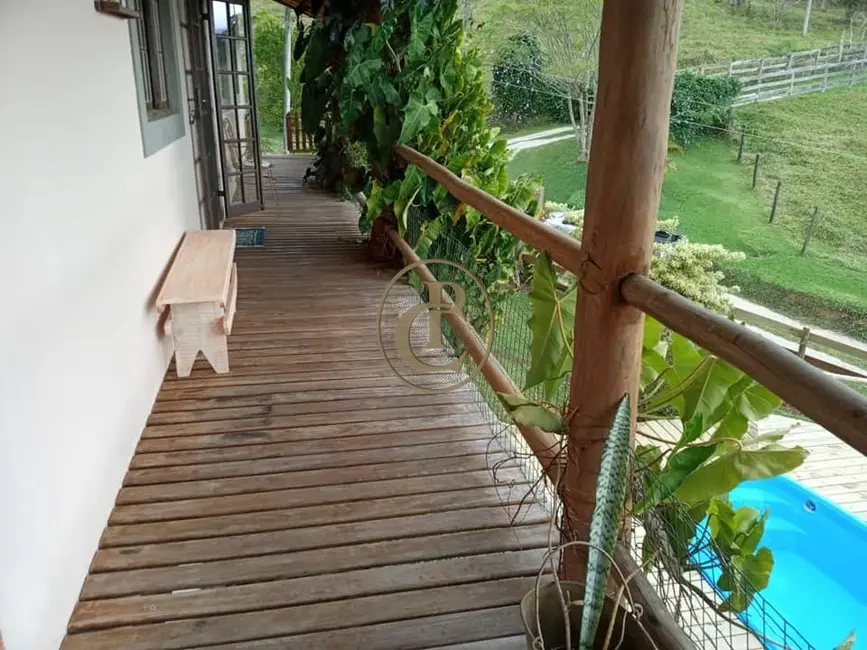Sítio / Rancho com 2 quartos à venda, 200m2 em Paraibuna - SP - imagem 4 Foto 4 de Sítio / Rancho com 2 quartos à venda, 200m2 em Paraibuna - SP