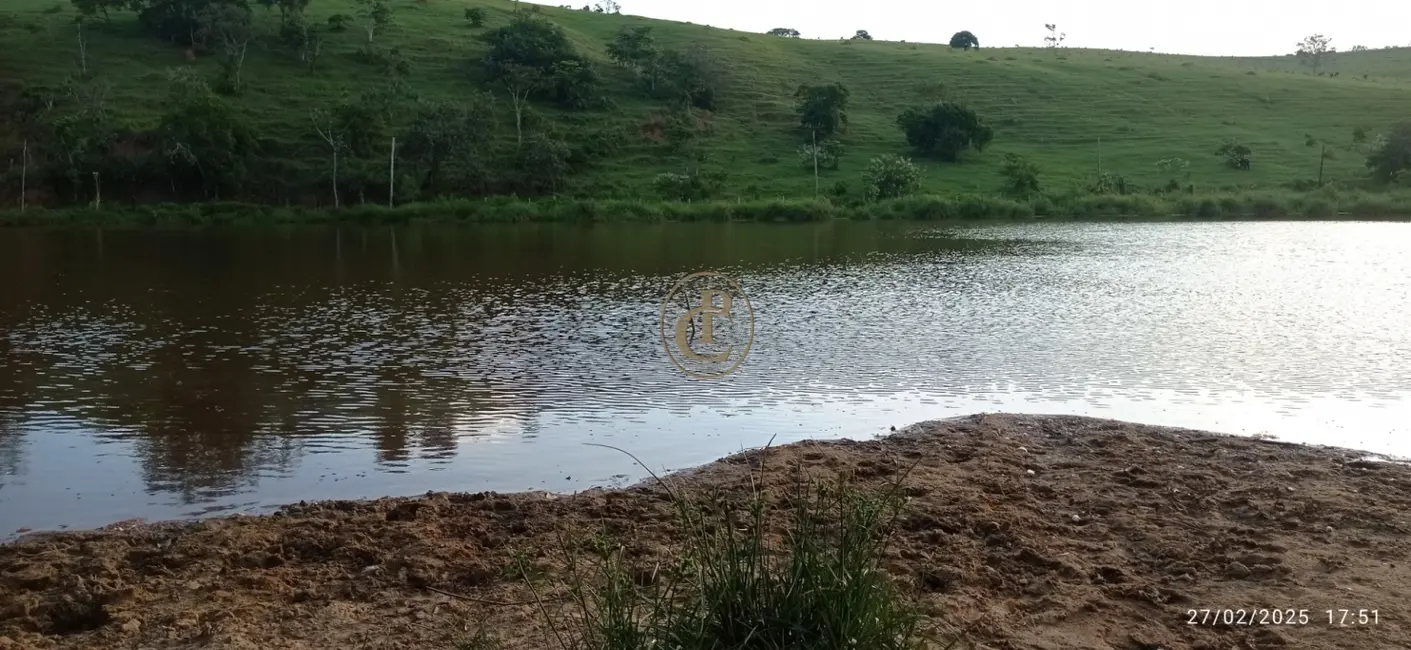 Fazenda / Haras com 4 quartos à venda, 260m2 em Sao Jose Dos Campos - SP - imagem 3 Foto 3 de Fazenda / Haras com 4 quartos à venda, 260m2 em Sao Jose Dos Campos - SP