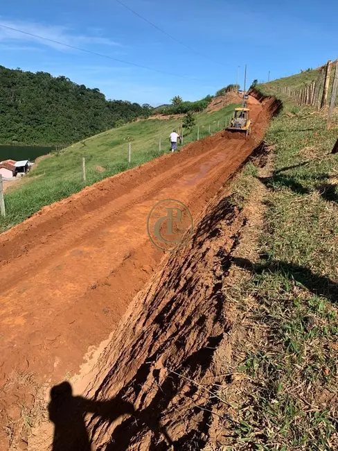 Sítio / Rancho à venda, 8m2 em Sao Jose Dos Campos - SP - imagem 1 Foto 1 de Sítio / Rancho à venda, 8m2 em Sao Jose Dos Campos - SP