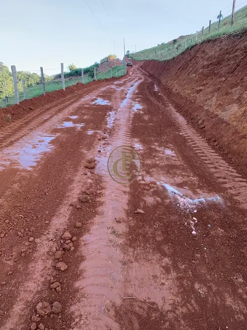 Sítio / Rancho à venda, 8m2 em Sao Jose Dos Campos - SP - imagem 6 Foto 6 de Sítio / Rancho à venda, 8m2 em Sao Jose Dos Campos - SP