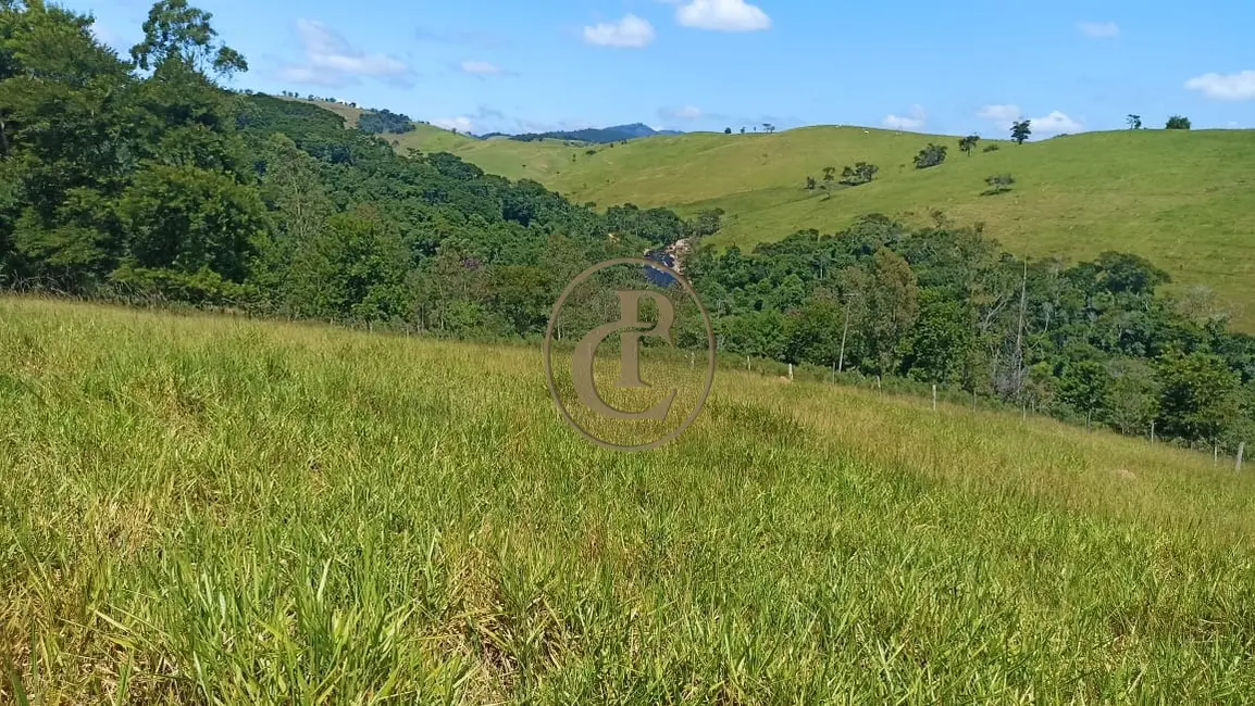 Sítio / Rancho com 2 quartos à venda, 100m2 em Paraibuna - SP - imagem 1 Foto 1 de Sítio / Rancho com 2 quartos à venda, 100m2 em Paraibuna - SP