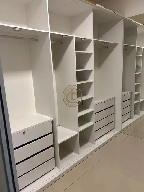 Casa de Condomínio com 3 quartos à venda, 250m2 em Sao Jose Dos Campos - SP - imagem 7 Foto 7 de Casa de Condomínio com 3 quartos à venda, 250m2 em Sao Jose Dos Campos - SP
