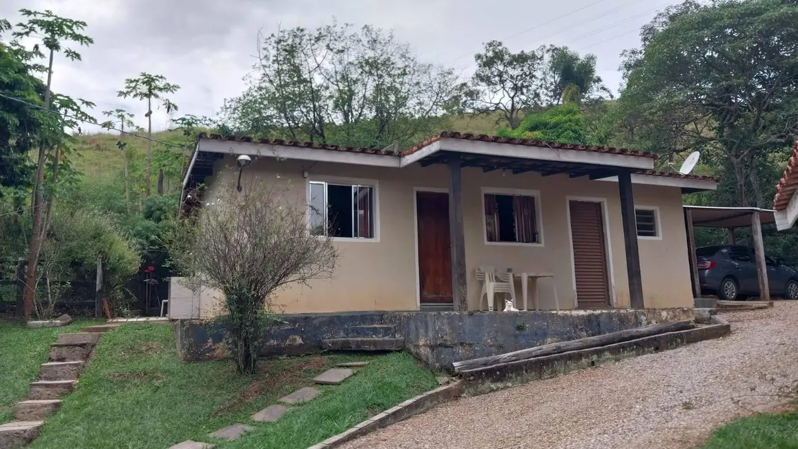 Sítio / Rancho com 3 quartos à venda, 200m2 em Paraibuna - SP - imagem 9 Foto 9 de Sítio / Rancho com 3 quartos à venda, 200m2 em Paraibuna - SP