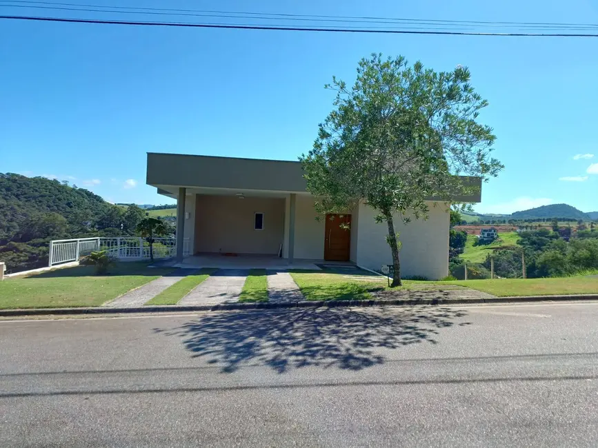 Foto 1 de Casa de Condomínio com 3 quartos à venda, 237m2 em Jambeiro - SP
