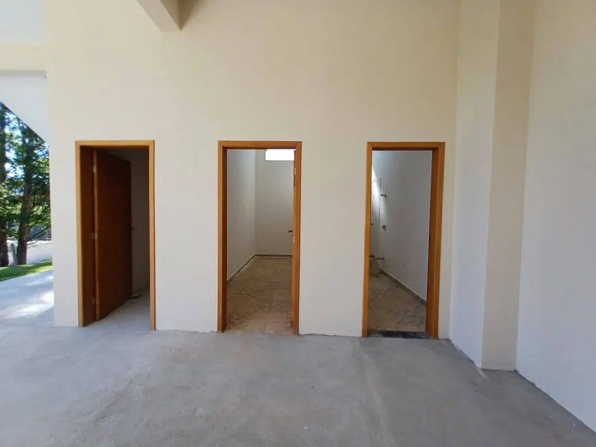 Foto 6 de Casa de Condomínio com 3 quartos à venda, 237m2 em Jambeiro - SP