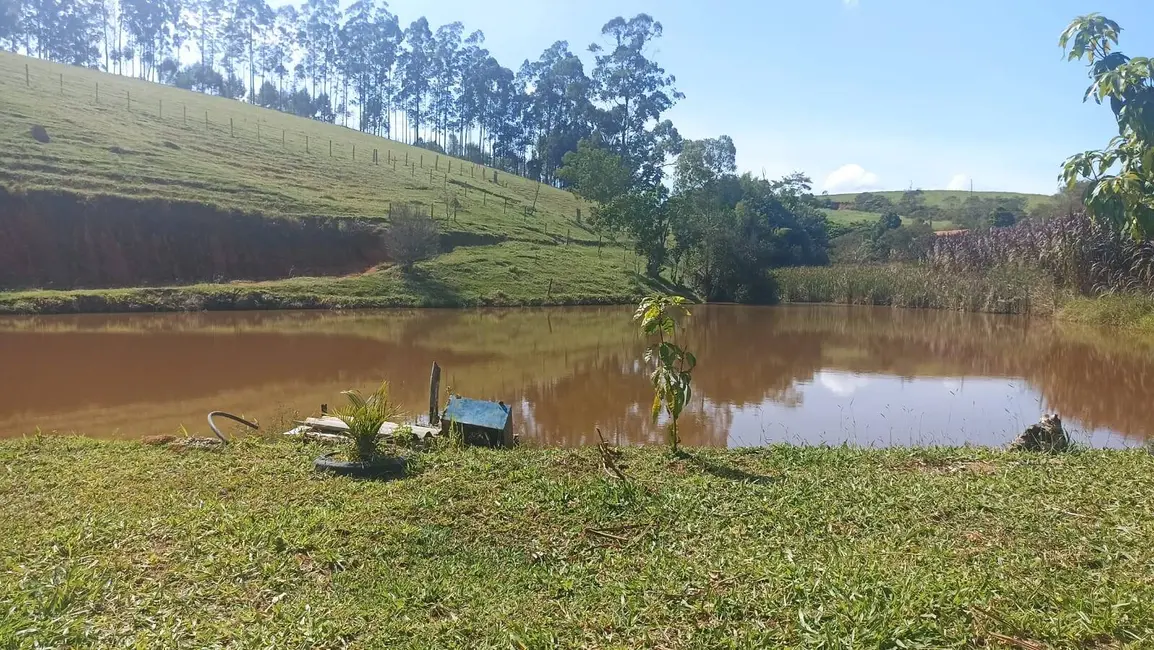 Sítio / Rancho com 2 quartos à venda, 300m2 em Paraibuna - SP - imagem 1 Foto 1 de Sítio / Rancho com 2 quartos à venda, 300m2 em Paraibuna - SP