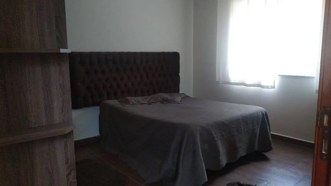 Casa de Condomínio com 4 quartos à venda, 300m2 em Jardim Colônia, Jacarei - SP - imagem 7 Foto 7 de Casa de Condomínio com 4 quartos à venda, 300m2 em Jardim Colônia, Jacarei - SP
