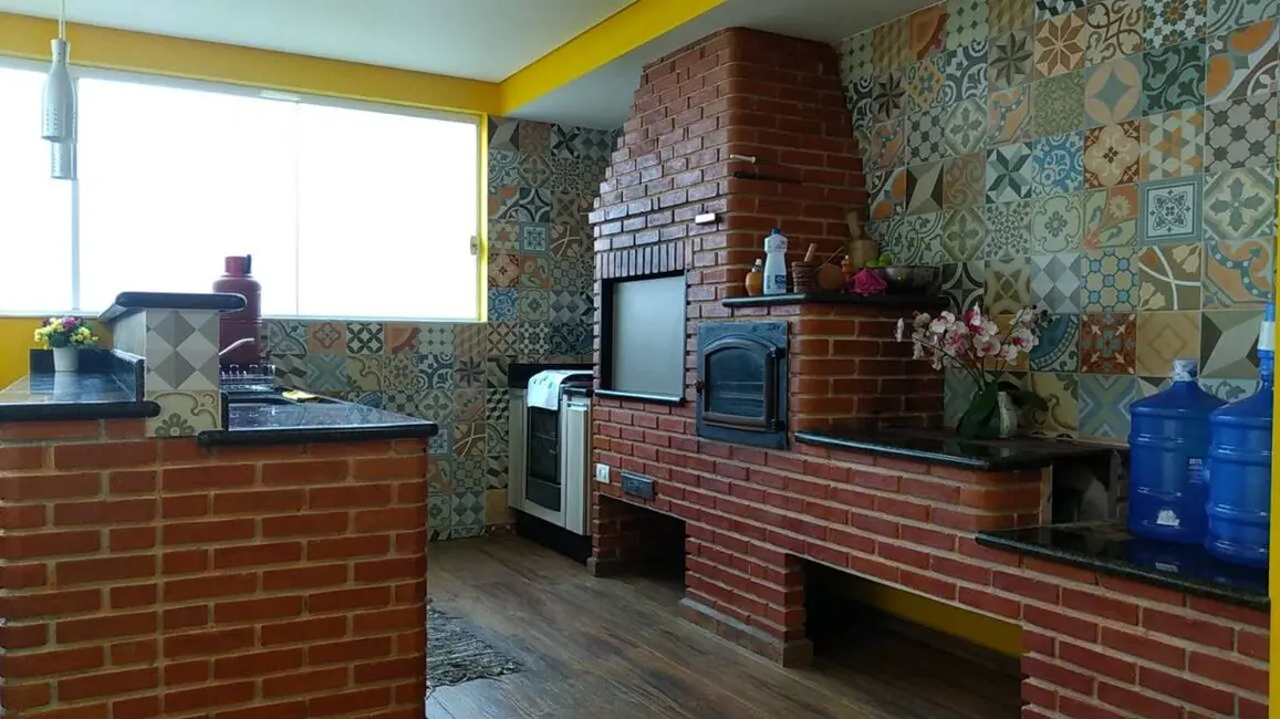 Casa de Condomínio com 4 quartos à venda, 300m2 em Jardim Colônia, Jacarei - SP - imagem 3 Foto 3 de Casa de Condomínio com 4 quartos à venda, 300m2 em Jardim Colônia, Jacarei - SP