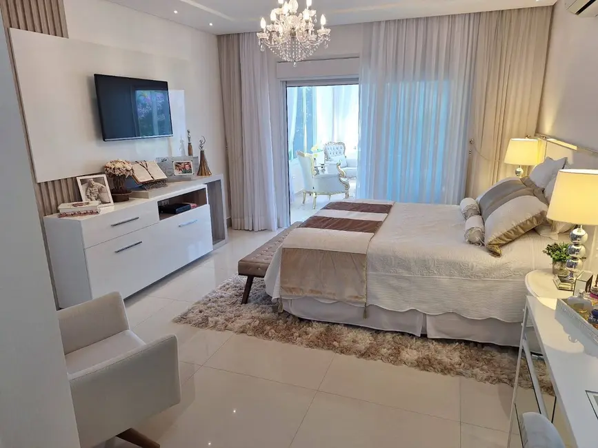 Casa de Condomínio com 3 quartos à venda, 300m2 em Jambeiro - SP - imagem 6 Foto 6 de Casa de Condomínio com 3 quartos à venda, 300m2 em Jambeiro - SP