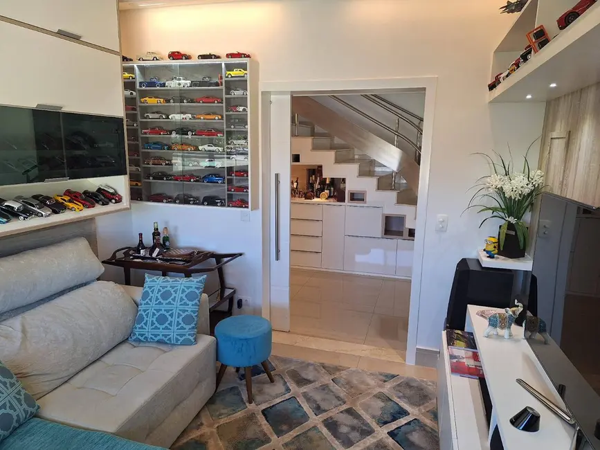 Casa de Condomínio com 3 quartos à venda, 300m2 em Jambeiro - SP - imagem 7 Foto 7 de Casa de Condomínio com 3 quartos à venda, 300m2 em Jambeiro - SP