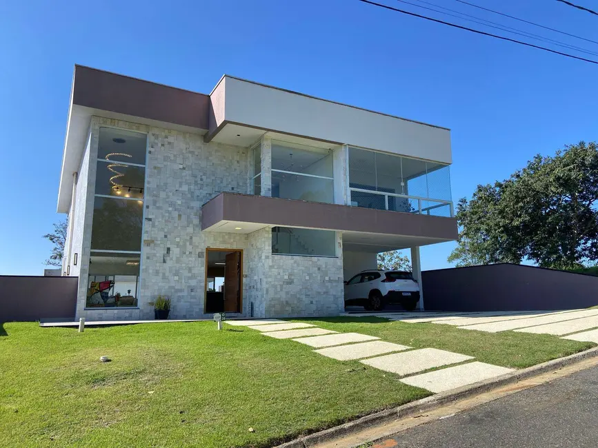Foto 4 de Casa de Condomínio com 3 quartos à venda, 250m2 em Jambeiro - SP