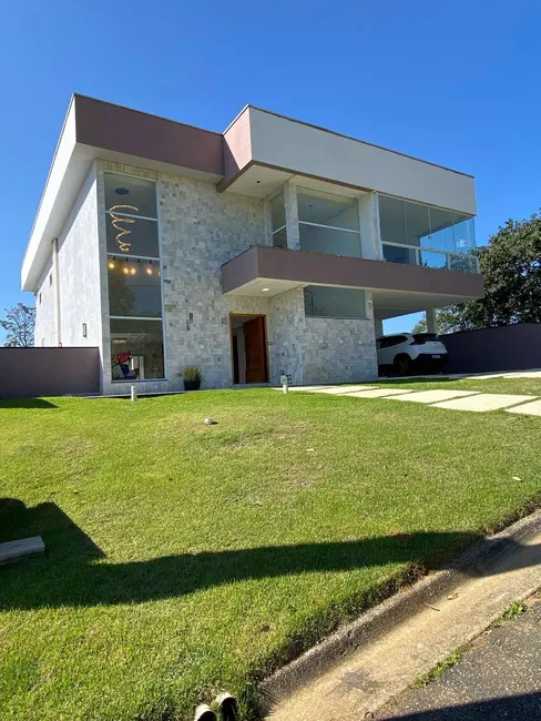 Foto 1 de Casa de Condomínio com 3 quartos à venda, 250m2 em Jambeiro - SP