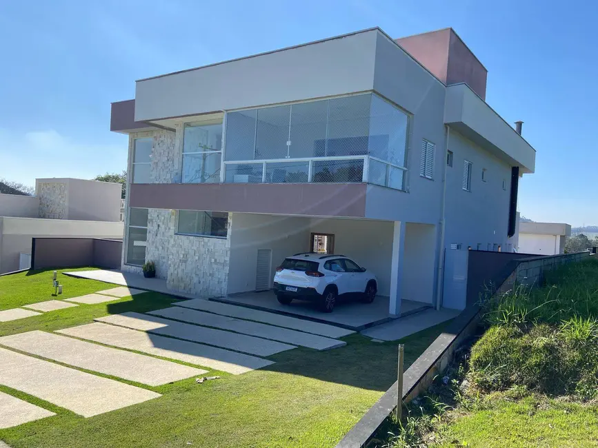 Foto 5 de Casa de Condomínio com 3 quartos à venda, 250m2 em Jambeiro - SP