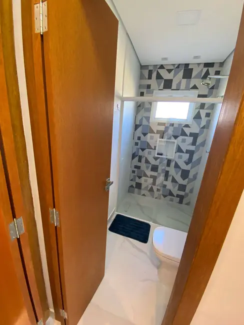 Foto 2 de Casa de Condomínio com 3 quartos à venda, 250m2 em Jambeiro - SP