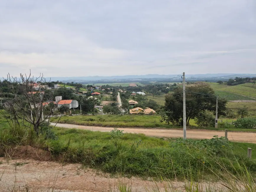 Foto 1 de Chácara à venda, 2000m2 em Vila Santos, Cacapava - SP