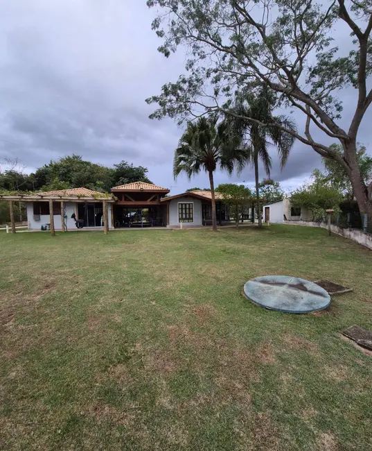 Foto 7 de Chácara com 3 quartos à venda, 3850m2 em Vila Santos, Cacapava - SP