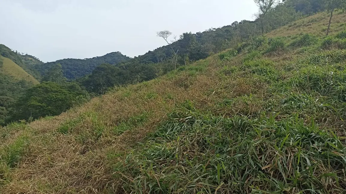 Chácara com 2 quartos à venda, 100m2 em Sao Jose Dos Campos - SP - imagem 5 Foto 5 de Chácara com 2 quartos à venda, 100m2 em Sao Jose Dos Campos - SP