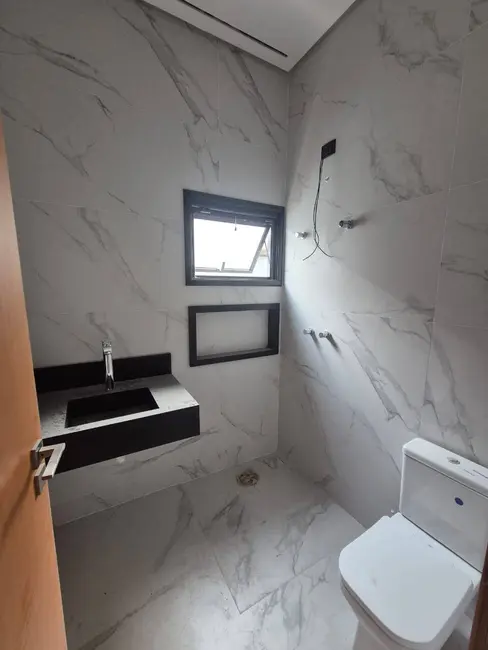Foto 6 de Casa à venda, 250m2 em Sao Jose Dos Campos - SP