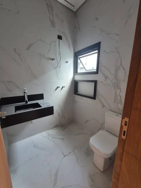 Foto 7 de Casa à venda, 250m2 em Sao Jose Dos Campos - SP