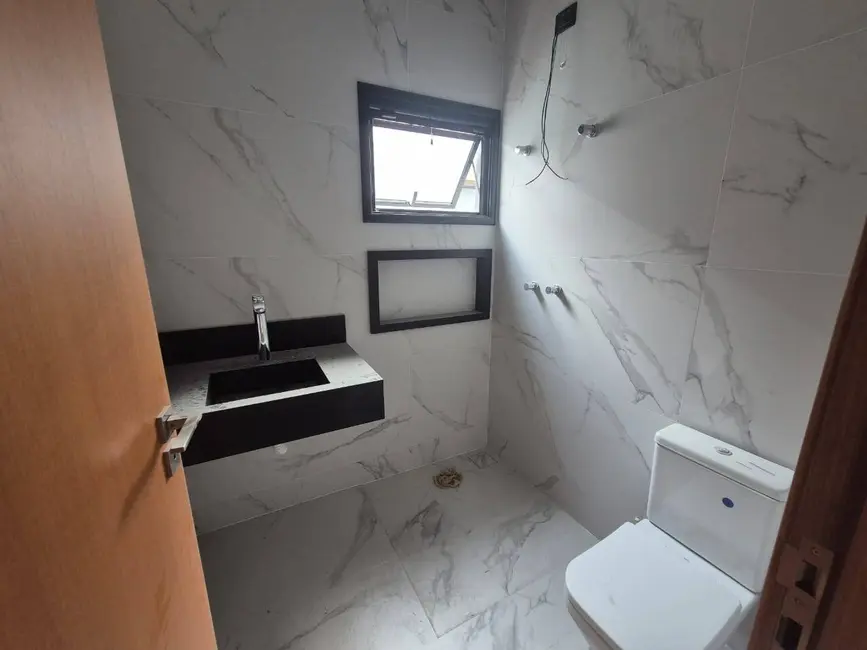 Foto 5 de Casa à venda, 250m2 em Sao Jose Dos Campos - SP