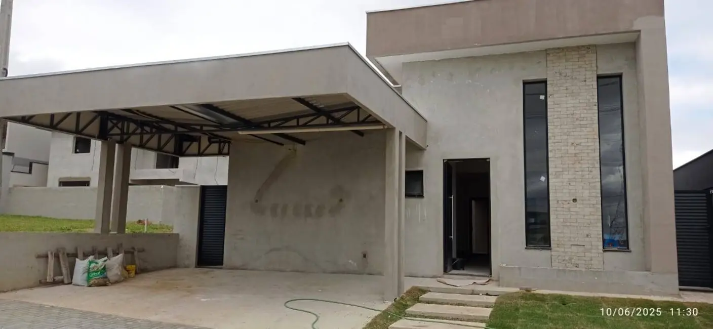 Casa à venda, 250m2 em Sao Jose Dos Campos - SP - imagem 1 Foto 1 de Casa à venda, 250m2 em Sao Jose Dos Campos - SP