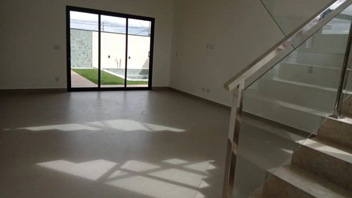 Foto 4 de Casa à venda, 270m2 em Sao Jose Dos Campos - SP